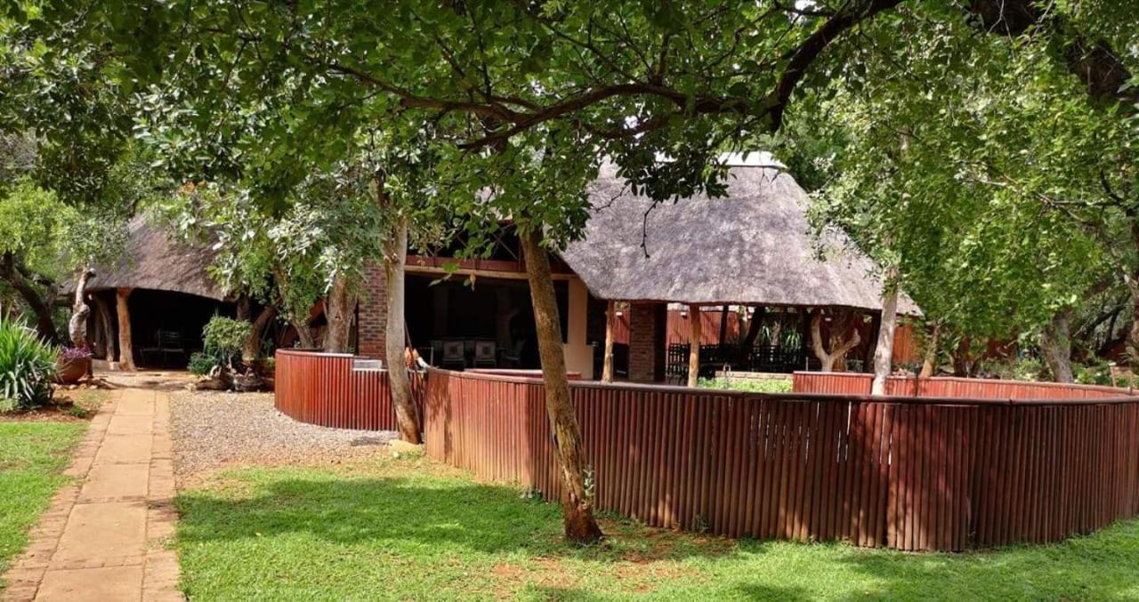 Boulders Safari Lodge Малелейн Екстериор снимка