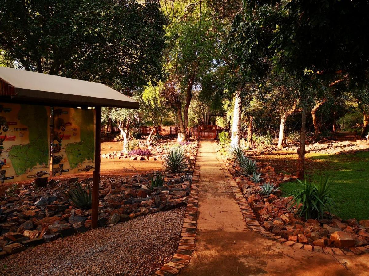 Boulders Safari Lodge Малелейн Екстериор снимка